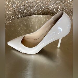 6.5 Cream Closed Point Toe Stiletto Court Heels SHEIN Vegan Patent Leather Shoe